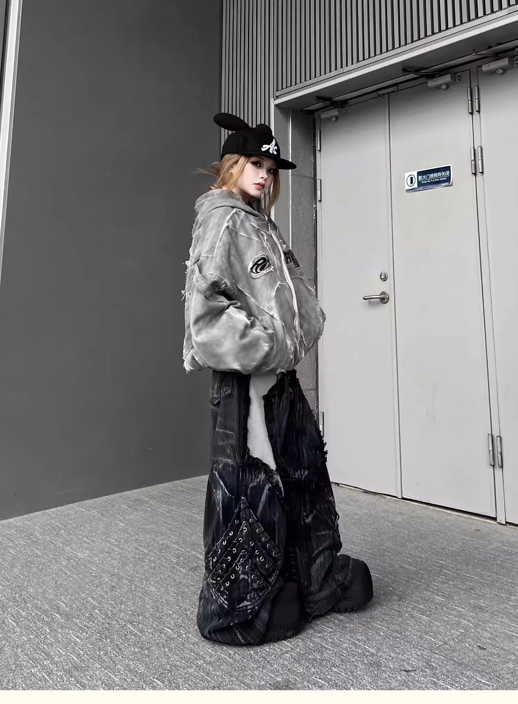 Vintage Patchwork Distressed Jeans Hip Hop Loose Wide Leg Cargo Pants Women's Washed Distressed Denim Trousers