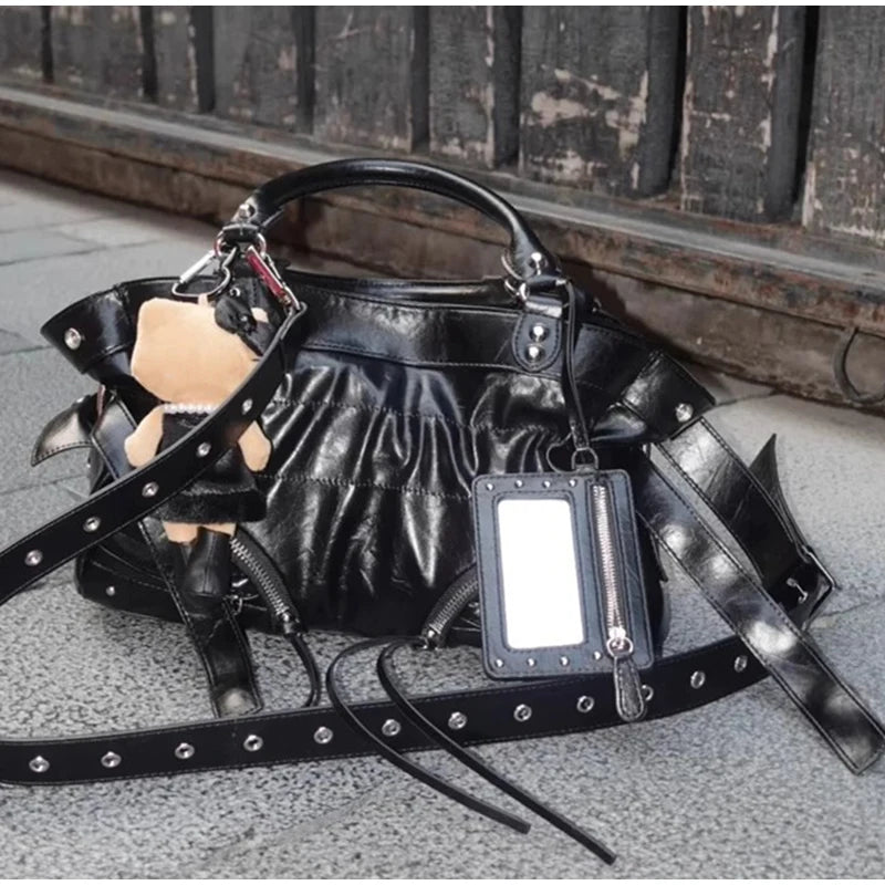 New Fashion Rivet Motorcycle Bag Casual Ladies Versatile Texture Handbag Fashionable Commuting Versatile Shoulder Messenger Bag