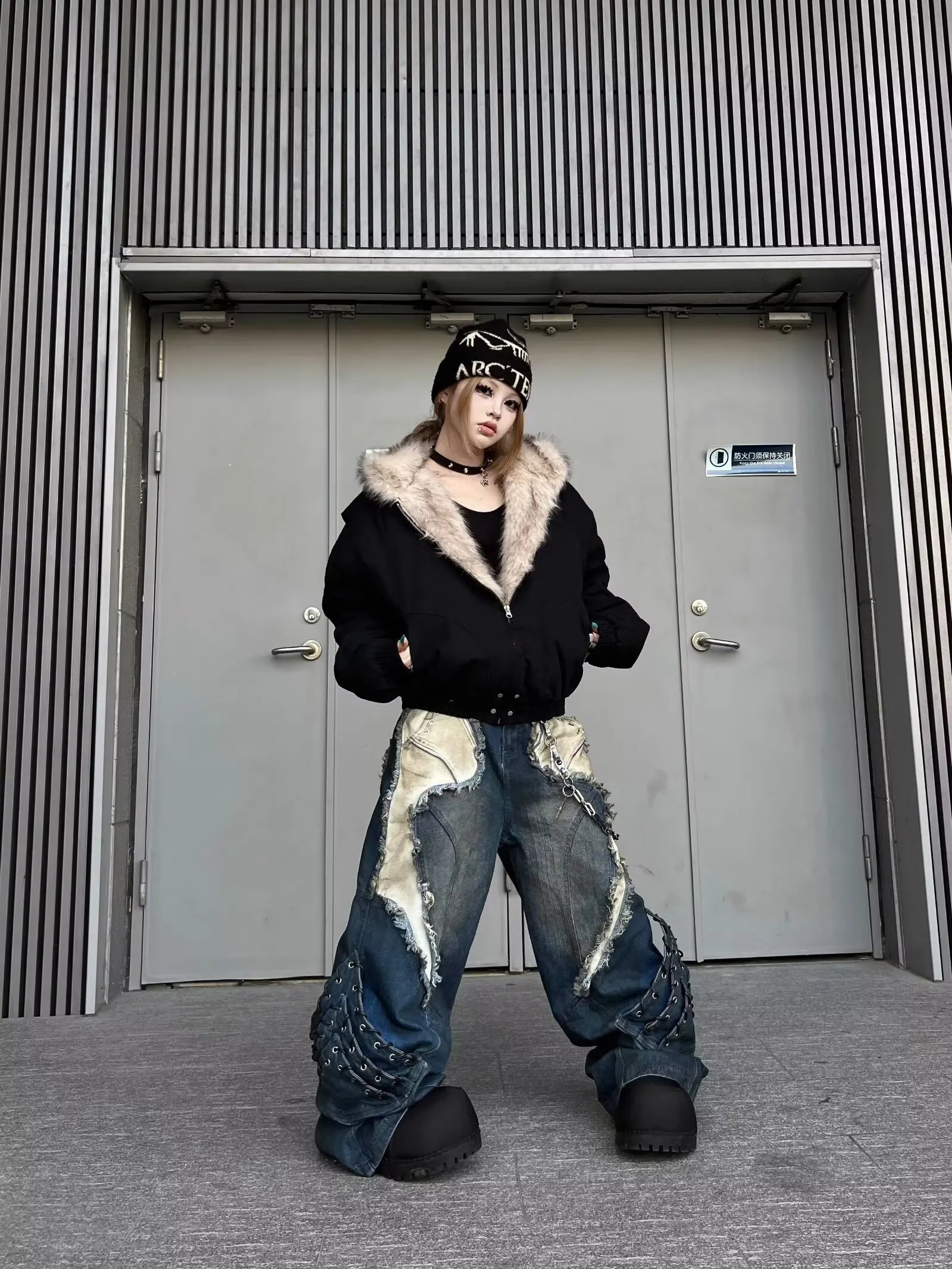 Vintage Patchwork Distressed Jeans Hip Hop Loose Wide Leg Cargo Pants Women's Washed Distressed Denim Trousers