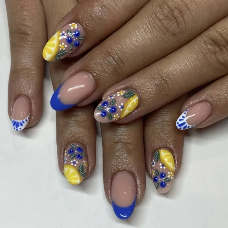 24Pcs Black and White Kitten Press on Nail False Nail Square Removable Handmade Wearable Nail Art for Women&Girl