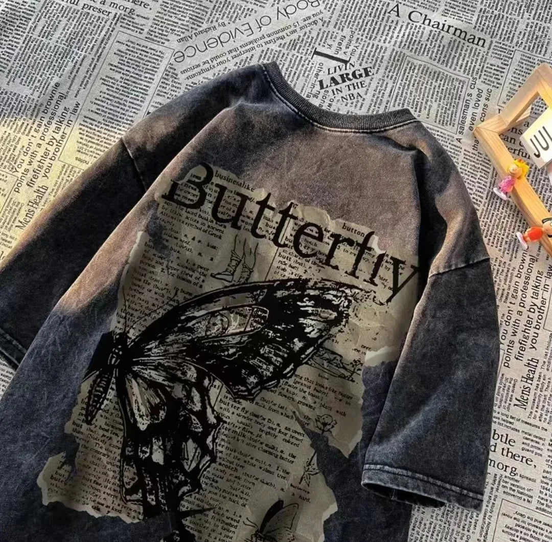Vintage Washed Black Newspaper Butterfly Print T-Shirt Y2K "Butterfly" Letter Graphic Oversized Tee Casual Short Sleeve Shirt