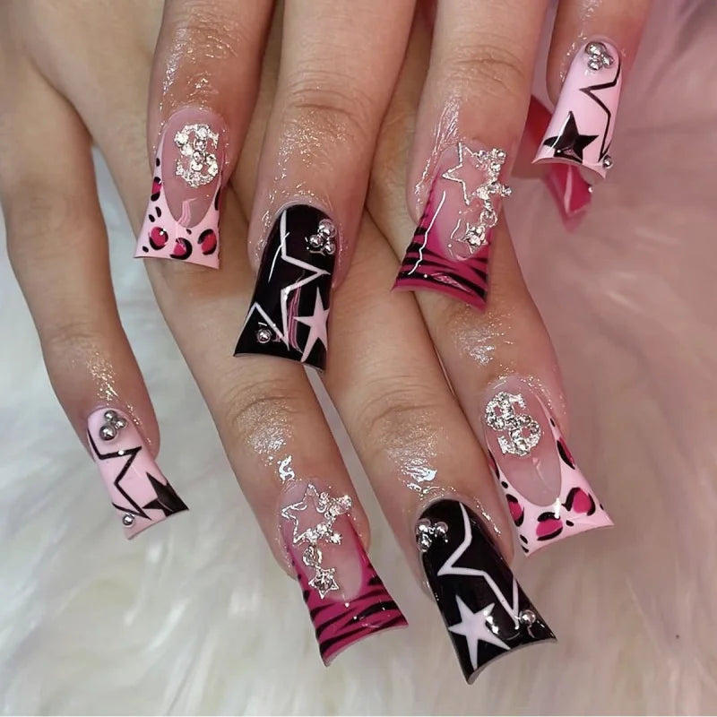 24Pcs Black and White Kitten Press on Nail False Nail Square Removable Handmade Wearable Nail Art for Women&Girl