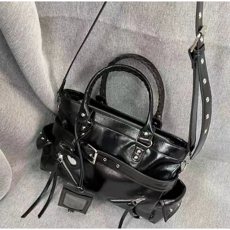New Fashion Rivet Motorcycle Bag Casual Ladies Versatile Texture Handbag Fashionable Commuting Versatile Shoulder Messenger Bag
