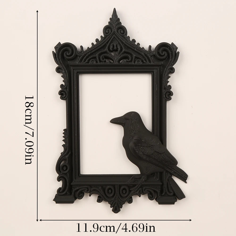 Cross-Border Gothic Dark Style Carved Crow Decorative Photo Frame For Dark Retro-Style Home Wall Decoration Scenario
