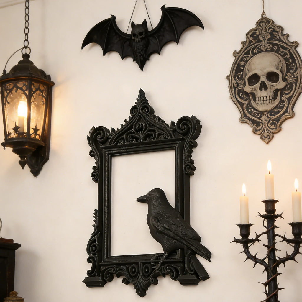 Cross-Border Gothic Dark Style Carved Crow Decorative Photo Frame For Dark Retro-Style Home Wall Decoration Scenario